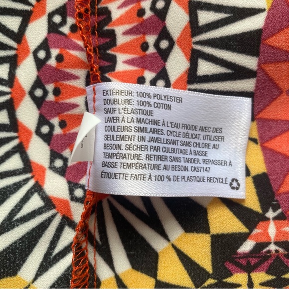 Xhilaration Target Brand Multicolored Fit and Flare Patterned Dress with Pockets - Picture 12 of 13